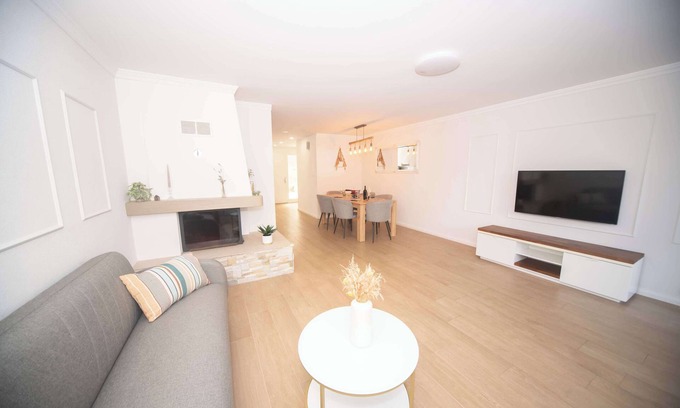 Killwangen Apartamento | 3 BR Duplex in Zürich-Limmattal: Garden & Terrace
