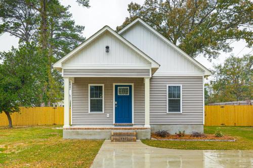 New Bern Casa | 3 Mi to Dtwn Home with Patio and Grill in New Bern