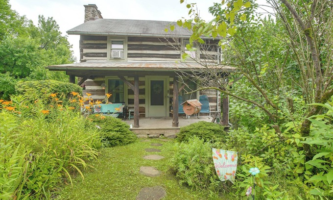 Sharpsburg Cabina | 3 Mi to River: 11-Acre Retreat in Rural Stockport