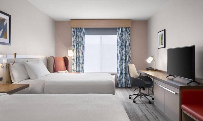 Albuquerque Hotel | 3 Units Stay | Queen beds | Available Common Areas