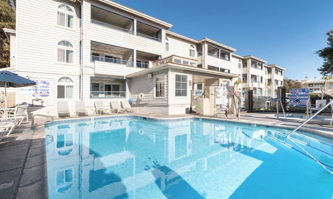Capistrano Beach Hotel | 3 Units | Steps from Capistrano Beach | Pacific Coast Views