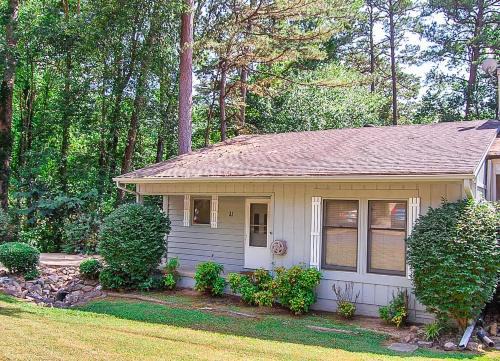 Hot Springs Village Casa | 31 Reddina Lane