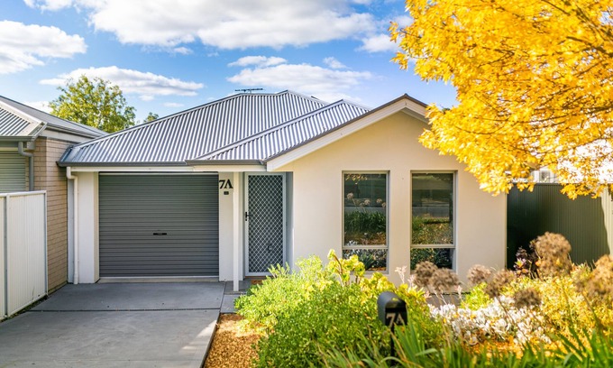 Mount Barker Casa | 3bedroom Modern Home in Mt Barker, 8km to Hahndorf