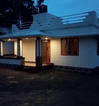 Varagampadi Apartamento | 3bhk house with valley view