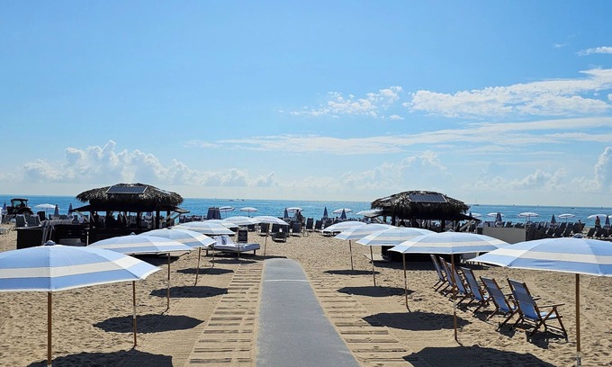 Central Beach Complejo | EXTRAORDINARIO Lo mejor de ambos mundos Fabuloso complejo playero grande y moderno