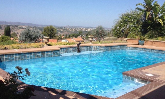 Mission Viejo Casa | Casa de lujo costera de 4 dormitorios con vistas al atardecer