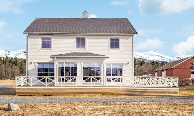 Tjeldsund Casa | Acogedora casa de 4 dormitorios en Hol.