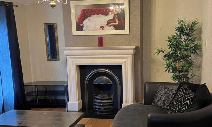 Newry Casa | 4 Bedroom House in Newry Central