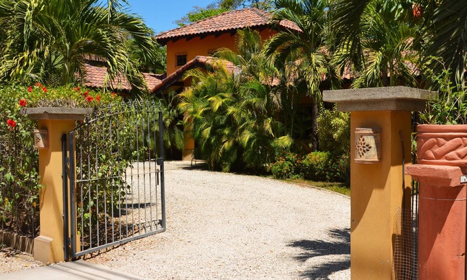 Palm Beach Estates Casa | 4 Br / 4 Bth Espectacular casa de lujo, frente a la playa.