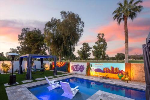 North Mountain Casa | 4 Br-Sleeps 10-Heated Private Pool-Fire Pit-Games