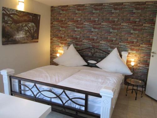 Euerbach Apartamento | 4 km zu A7 und A71, Idylle am Bach, großer Garten