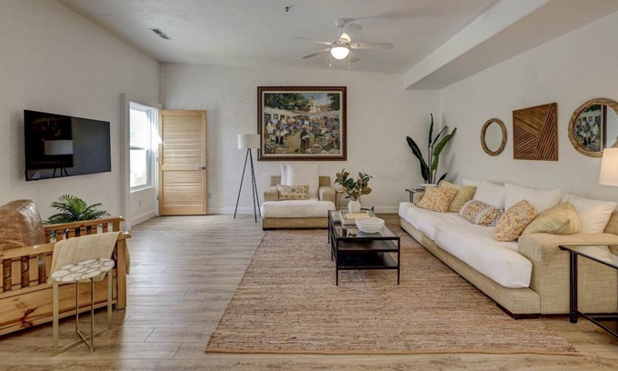 St. George Villa | 45 Amira BUSHMAN · Large Luxurious Villa Resort Amenities Sleeps 6