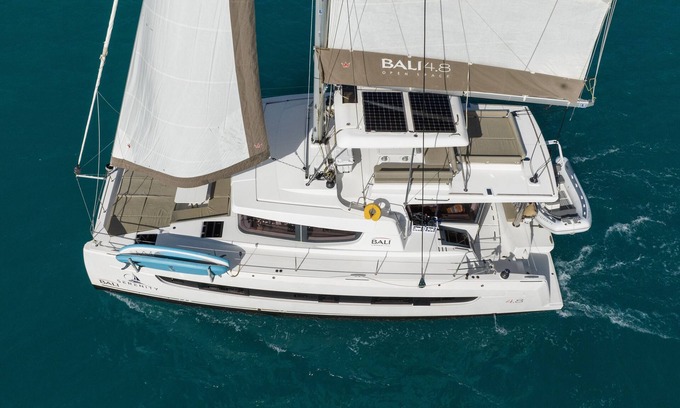 Road Town Alquiler De Eote | 49' Luxury Sailing Catamaran Sleeps 8 All inclusive with Captain & Private Chef