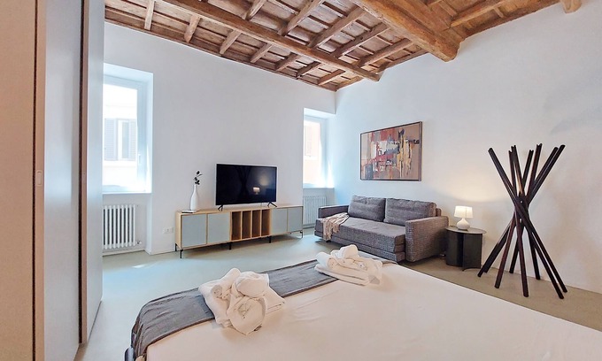 Rione VIII Sant'Eustachio Apartamento | 4bnb - Luxury Navona Apartment