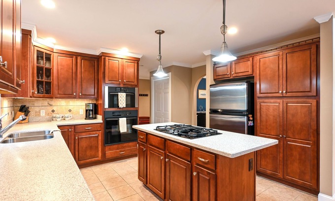 Southern Coast Casa | 4BR, 3.5 BA, Kid-Friendly, Private, A/C, 5min to Beach