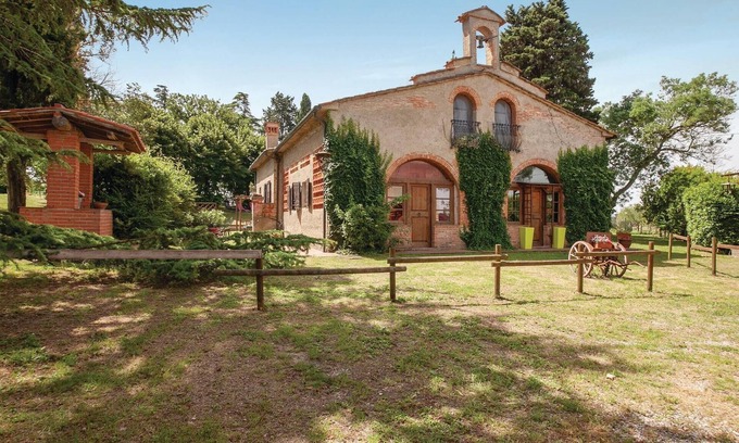 Crespina Casa | Hermosa casa de 5 habitaciones en.
