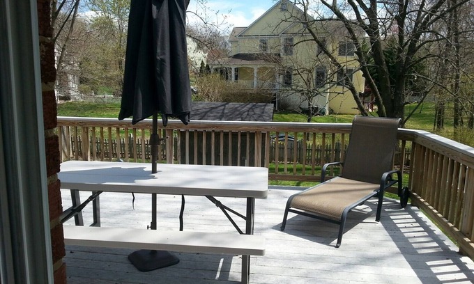 Olney Casa | SEGURO Y LIMPIO. OLNEY MD 3 habitaciones 2 baños Cerca de Wash. DC, Gettysburg