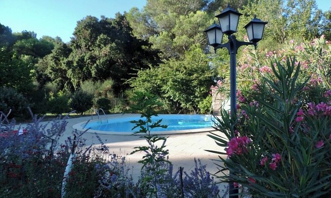 Uchaux Villa | 5-bedroom villa in the Massif d'Uchaux - private pool and large garden