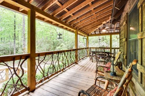 Sautee Nacoochee Casa | 5 Mi to Unicoi State Park and Lake Hot Tub Haven!