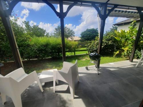 Trois-Rivieres Apartamento | 5 min plage T2 avec Jacuzzi pour Retraités ou Jeune couple