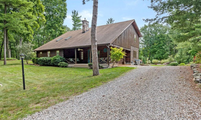 Port Franks Casa | $500 GIFT w/stay*! GRAND COTTAGE IN PORT FRANKS, HOT TUB. PET-FRIENDLY!