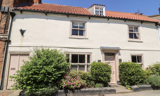 Brigg Cabaña | 54 BRIDGE STREET, character holiday cottage, with open fire in Brigg