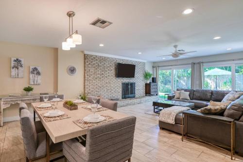 Downtown Historic District Casa | 56 Valencia Street