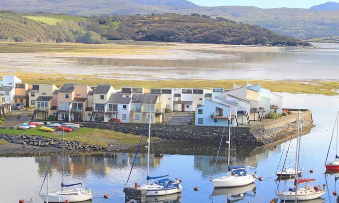 Borth-y-Gest Cabaña | 56C South Snowdon Wharf