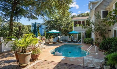 Duck Casa | 5Min Walk to Beach & Saltwater Pool