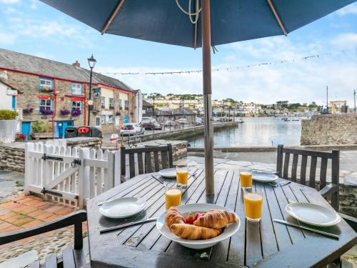 Polruan Casa | 6 Bed in Polruan 75581