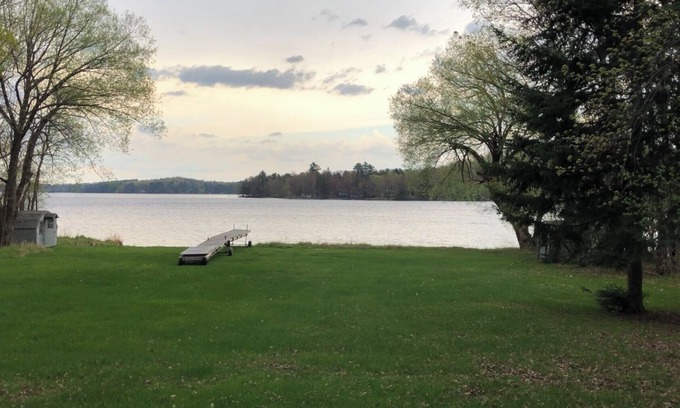 Lake Nebagamon Cabina | 6 bed lake home on 2 acres with 217 ft of lake shore. Boat rentals!!