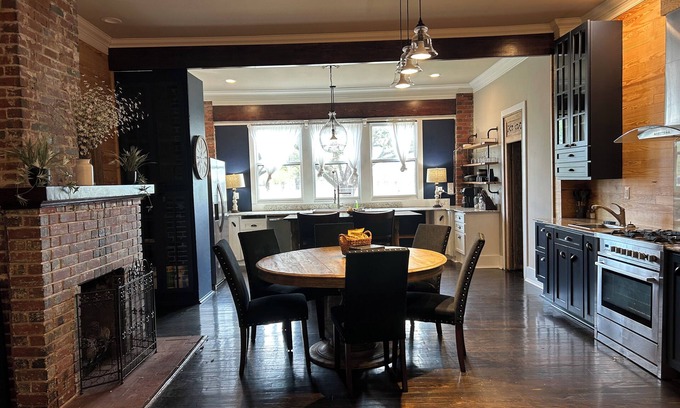 Lake Charles Casa | 628 Mill Street, 4 bedroom 2 bath house in downtown garden district