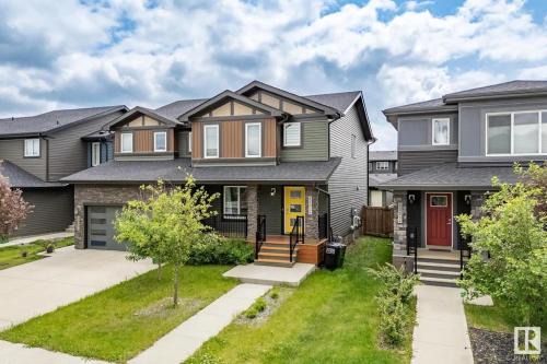 Southwest Edmonton Casa | 6503 King Wynd SW