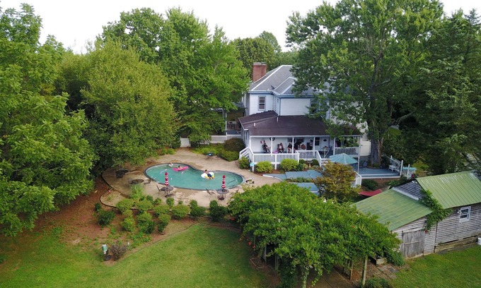 Concord Casa | 7 BR Manor - 15 min al este de Lynchburg ¡Perfecto para familias y bodas!