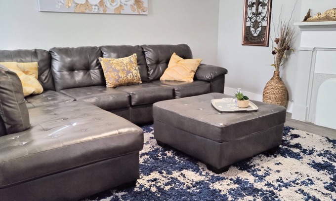 Treme Cabaña | 7 min walk to French Quarter Spacious Creole Cottage