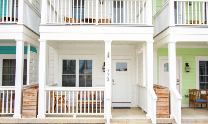 Celina Villa | 773 TH · Paradise Palms - 2 Bed/2.5 Bath Townhome w/ Amazing Views!