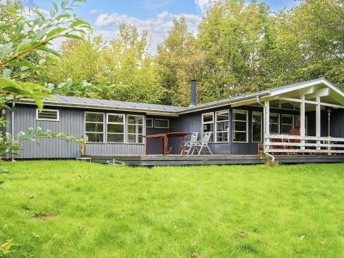 Ronde Casa | 8 person holiday home in Rønde-By Traum