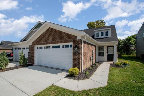 Lebanon Casa | 950 Southline Newly Built Home in Lebanon 4 BDR 2 5 Bath