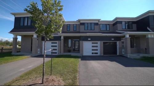 Ottawa Division Apartamento | A Bright Cozy 1 Bedroom Unit in the Basement