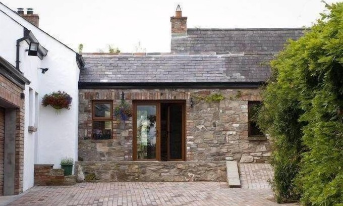 Belfast Cabaña | Una cabaña para familias y mascotas situado en un entorno rural