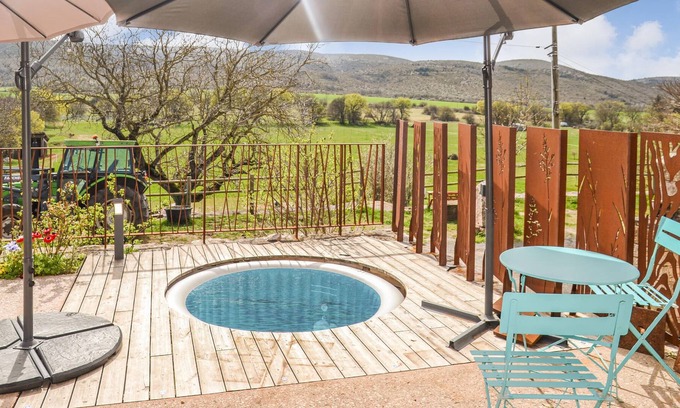 La Vacquerie-et-Saint-Martin-de-Castries Casa | Alojamiento de 3 habitaciones en ST MICHEL