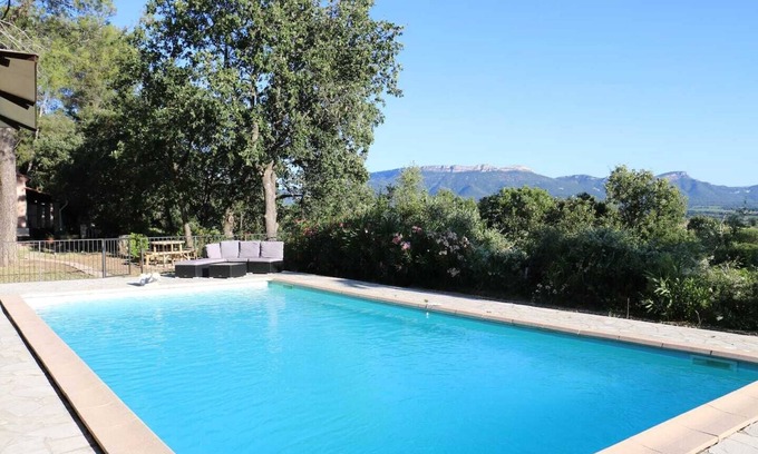 Pourrieres Villa | Un remanso de paz rodeado de viñedos cerca de Aix-en-Provence