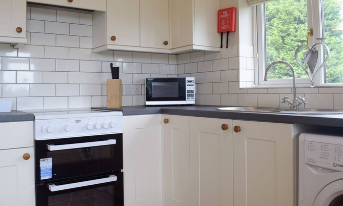 Billingsley Cabaña | 2 bedroom accommodation in Stottesdont, near Bridgnorth