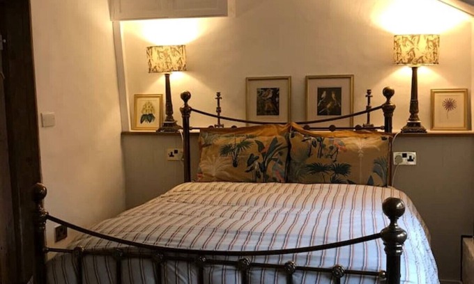 Bedfield Cabaña | a restful, rural retreat in beautiful Suffolk