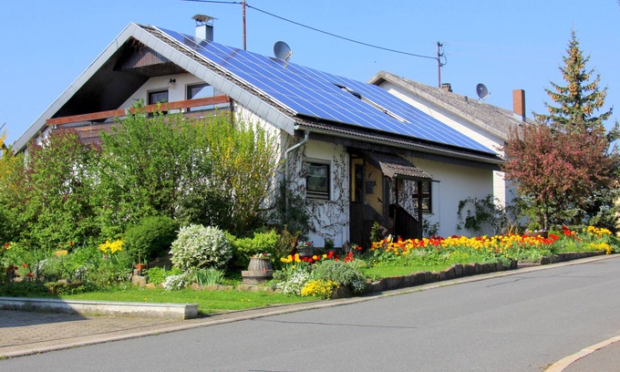 Ahorn Apartamento | A U S Z E I T - El oasis para sentirse bien en el terreno de construcción entre Odenwald y Taubertal