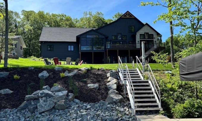 Brill Casa | A Wave From it All on Long Lake