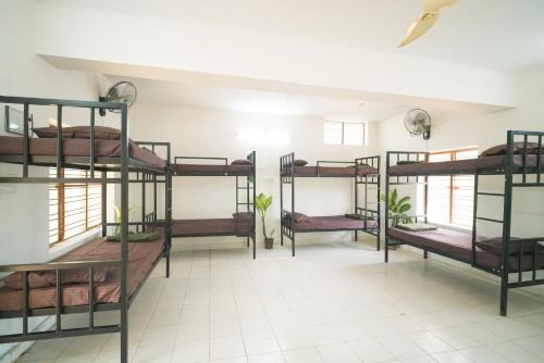 Srikalahasti Casa | Aare waterfalls homestay