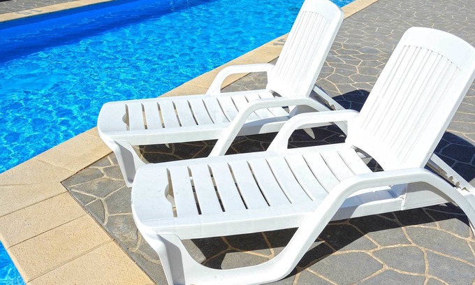 Tarcoola Beach Hotel | Abrolhos Reef Lodge