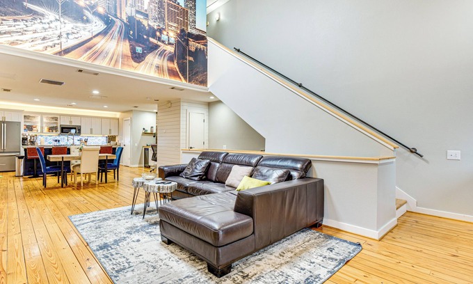 Reynoldstown Casa | Access to Atlanta BeltLine: Spacious Townhome