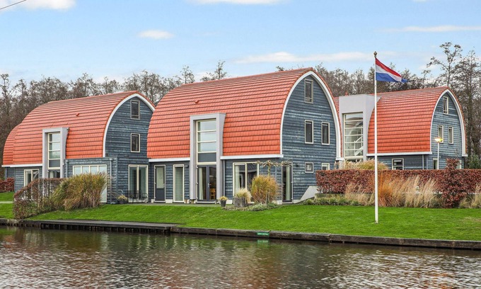 Midlaren Casa | Villa accesible en el lago